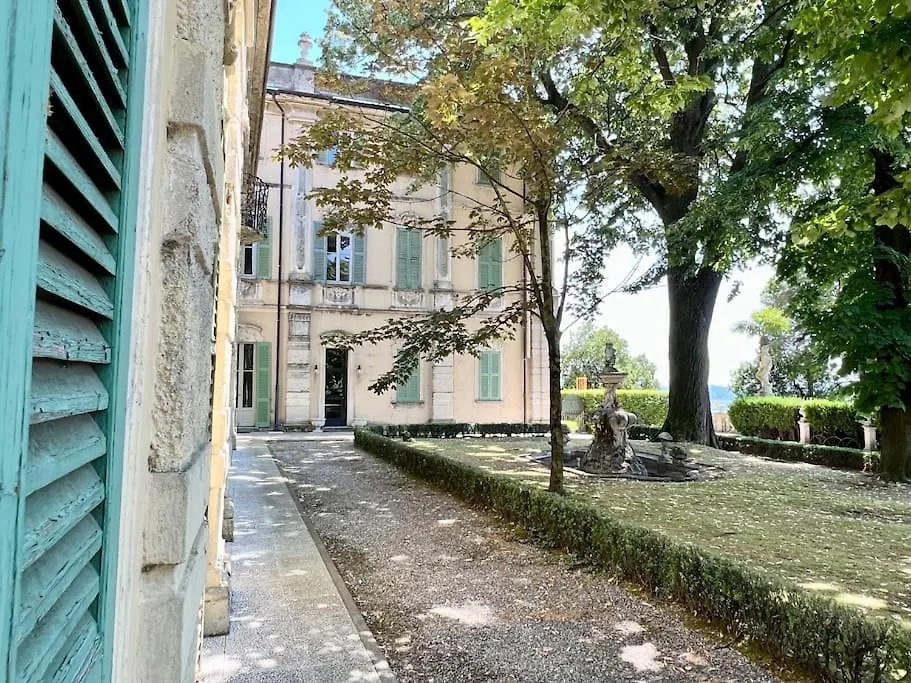 Apartment Antica Dimora Villa Tatti-Tallacchini Comerio